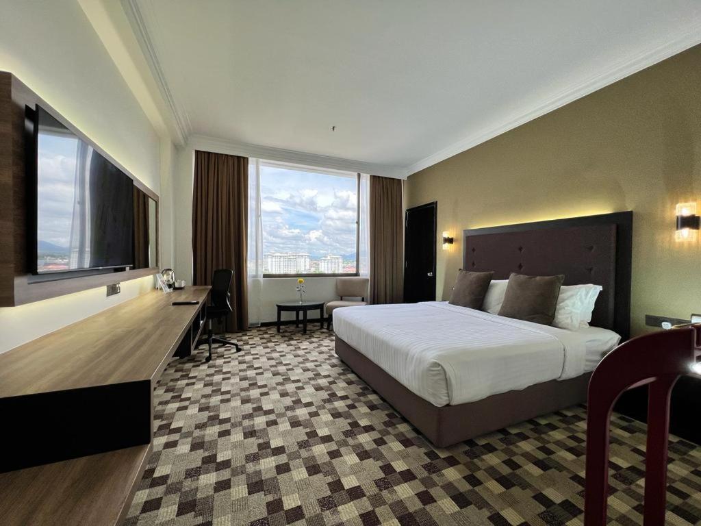 Impiana Hotel Ipoh Bagian luar foto